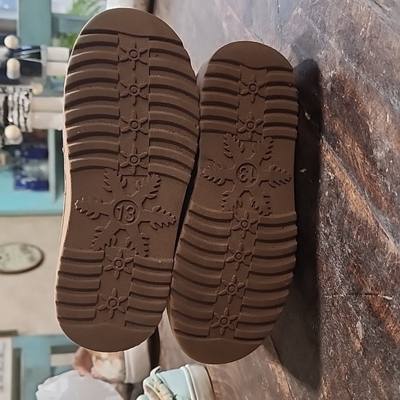 Girls Suede Furry Boots - Picture 4 of 6